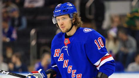 Rangers forward Artemi Panarin enters COVID protocol | Yardbarker