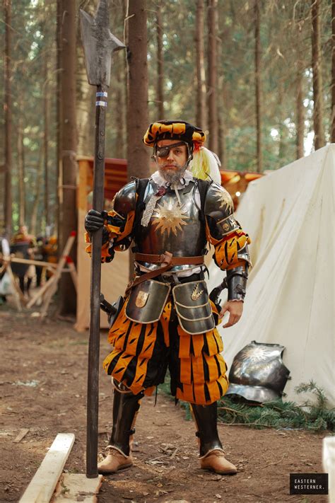 #borslarp A costume made for the Warhammer #LARP game by @bors_larp ...