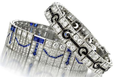 What is Art Deco Jewelry?