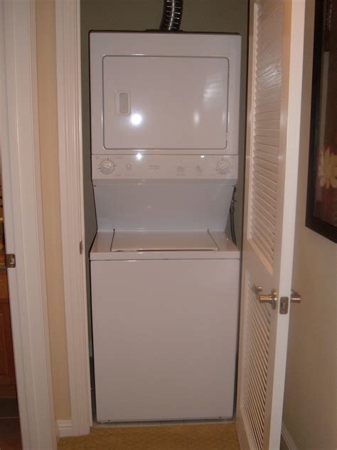 File:GE Spacemaker washer and dryer combo.JPG - Wikimedia Commons