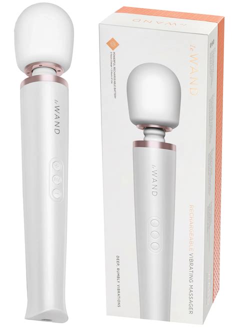 Le Wand Pearl White rechargeable massager | 670000031900