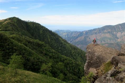 5 Scenic & Beginner-Friendly Hikes in the Cordilleras - Pinned.PH