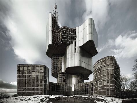 Pin by David Paul on ARCH | Brutalist architecture, Concrete ...