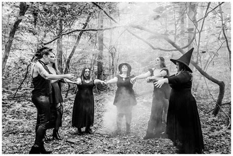 Witch Coven - Chapel in the Hollow