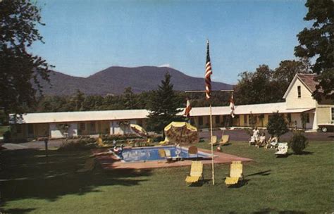 Palmer House Motel Manchester Center, VT Postcard