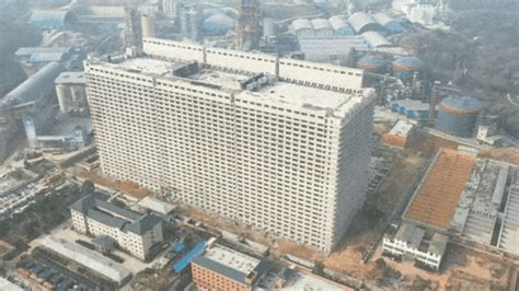 China operates the world's largest pig farm in a 26-story vertical farm - NewsyList