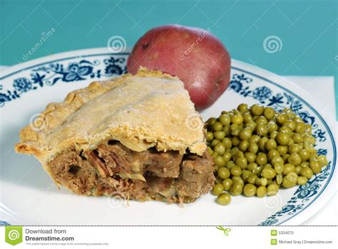 Mushroom and Steak pie stock photo. Image of sweet, supper - 5334070