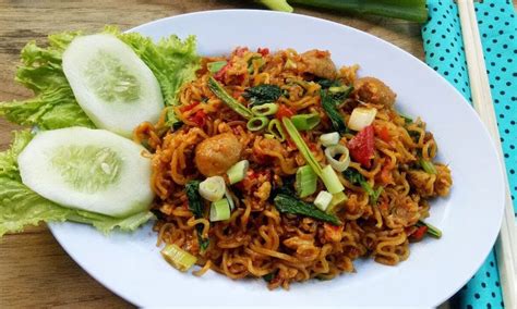 Mie Goreng Tek Tek - Homecare24