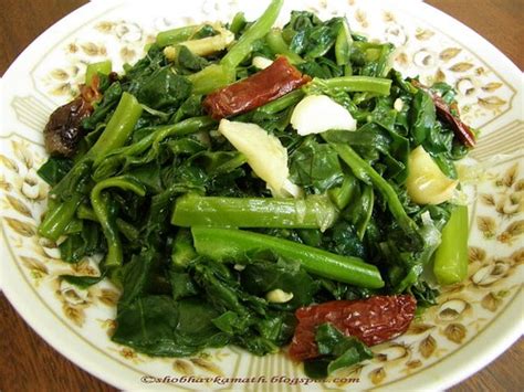 Ladle, Brush & Spade: Vaali (Malabar Spinach) Stir Fry