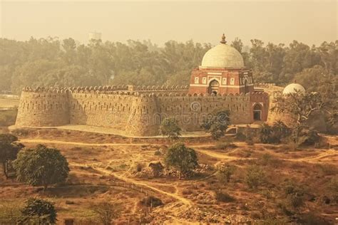 Mausoleum Ghiyath Al Din Tughluq Seen Tughlaqabad Fort Stock Photos ...