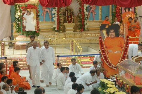 Sathya Sai Baba Maha Samadhi Photos - Photo 21 of 59