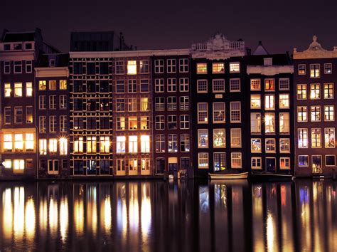 11 Best Things To Do in Amsterdam at Night