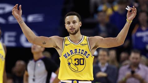 Steph Curry makes 105 consecutive 3-pointers. And you can watch it