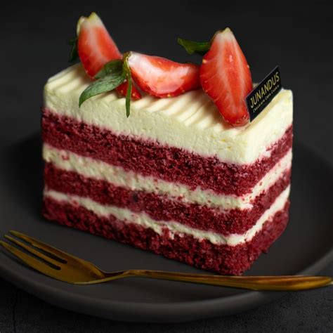 Red Velvet Cake (Slice) - JUNANDUS