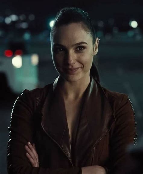 Pin by LMH on Gal Gadot -4- | Gal gadot, Leather, Diana