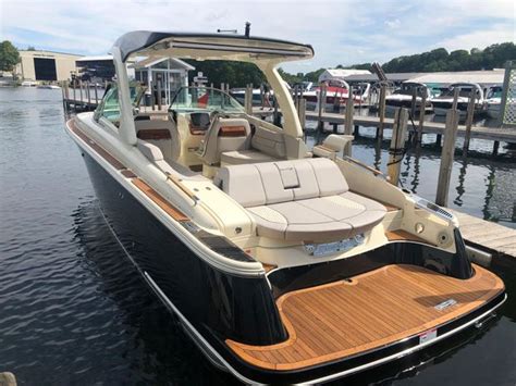 2021 Chris-Craft Launch 31 GT Laconia, New Hampshire - Lakeport Landing Marina