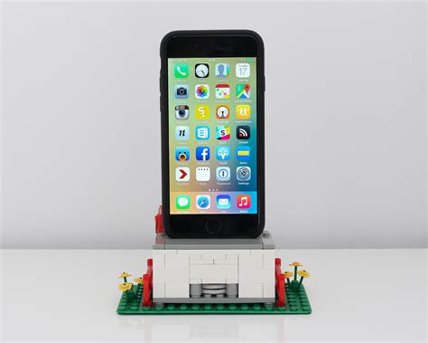 Lego iPhone Dock - David Galletly: Art, Illustration & Design