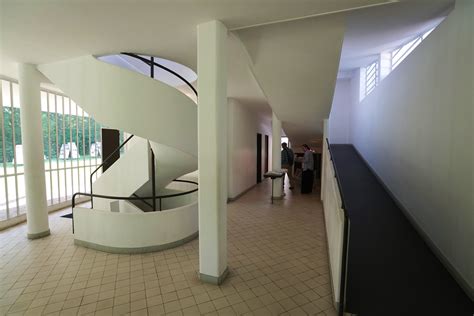 Le Corbusier's Villa Savoye, Poissy, France - Dyxum