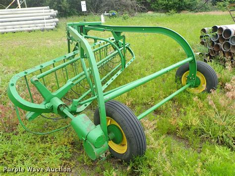 John Deere 851 hay rake in Sawyer, KS | Item DE5385 sold | Purple Wave