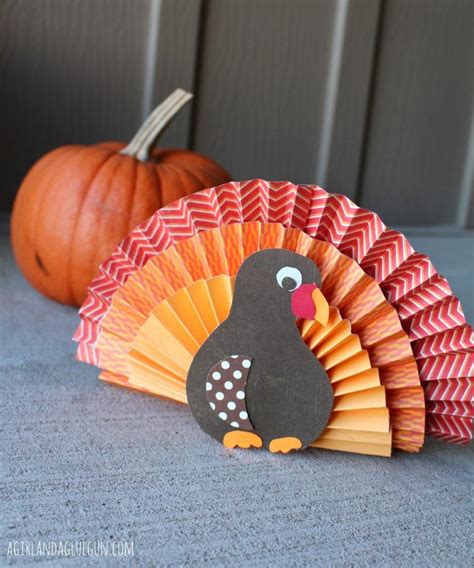 Paper Fan Turkey | Bostitch