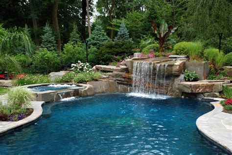 pools at mountain log homes - Google Search | Backyard pool, Swimming ...