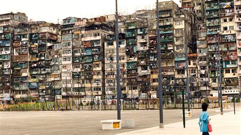 Kowloon Walled City Once Was the Most Densely Packed Place on Earth | HowStuffWorks