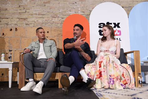 ‘Mayans M.C.’ Cast Discuss Season 5 and Saying Goodbye to the Series [Interview] | Tell-Tale TV