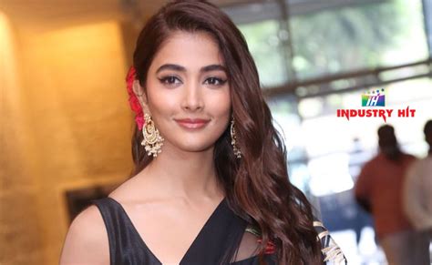 Pooja Hegde (Acharya) - Pics - IndustryHit.Com