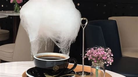 This Café Serves Coffee With A Rainy Cloud Of Cotton Candy » Yodoozy®