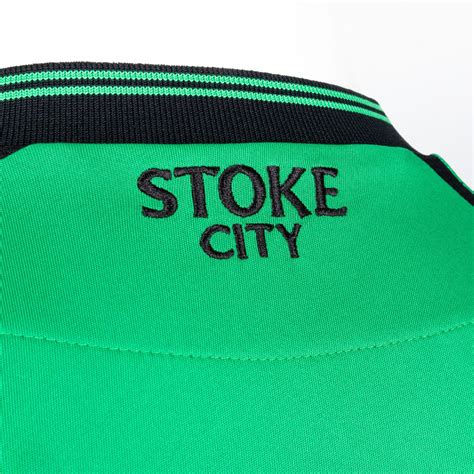 Stoke City 2021-22 Away Kit