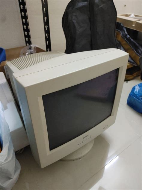 Dell CRT monitor, Computers & Tech, Parts & Accessories, Monitor Screens on Carousell