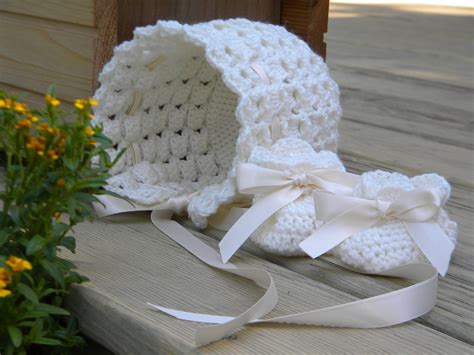 NEW CROCHET PATTERN FOR VINTAGE BABY BONNET - Crochet