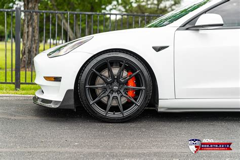 Tesla Model 3 White ADV.1 ADV5.0 Flowspec Wheel | Wheel Front