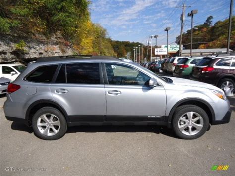 Ice Silver Metallic 2013 Subaru Outback 2.5i Limited Exterior Photo ...