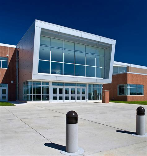 Howell Public Schools - Howell High School Renovation - Clark Construction Company