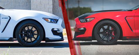 GT350 VS GT350R | Specs, Differences, & Horsepower - LMR