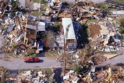 Hurricane Andrew: A look back Photos | Image #41 - ABC News