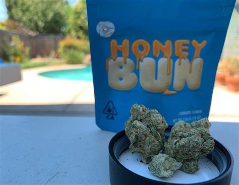 Strain Review: Honey Buns by Cookies Enterprises - The Highest Critic