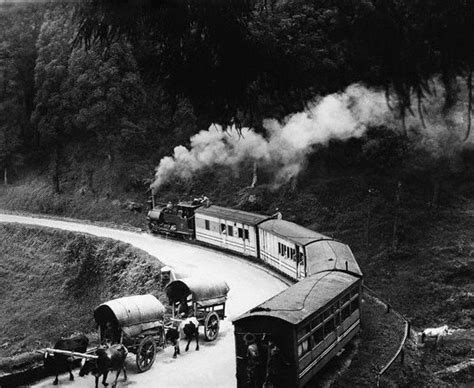 Darjeeling Himalayan Railway Darjeeling | Darjeeling Himalayan Railway ...