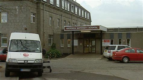 Aberdeen Maternity Hospital given one month to clean up - BBC News