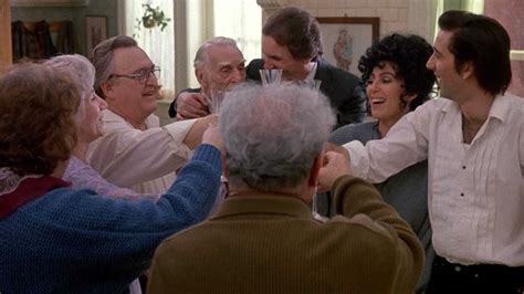 Moonstruck (1987) – Movies – Filmanic