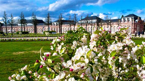 castle garden in Schwetzingen, Germany | Schwetzingen