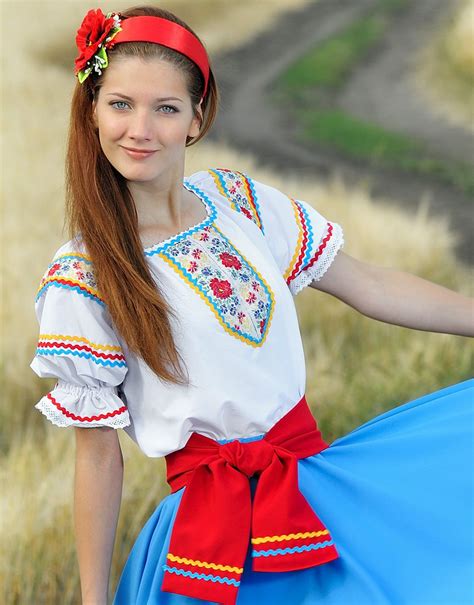 Ukrainian dance costume ''Zlata'' | Traditional outfits, Folk clothing ...