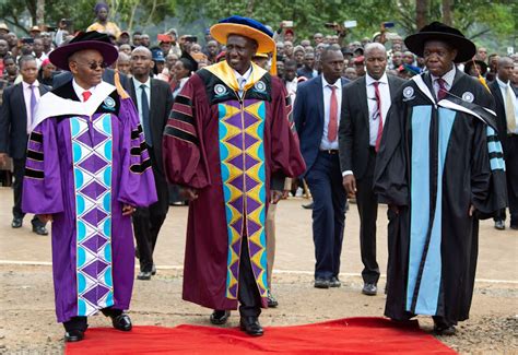 [PHOTOS] Ruto attends Masinde Muliro University graduation event