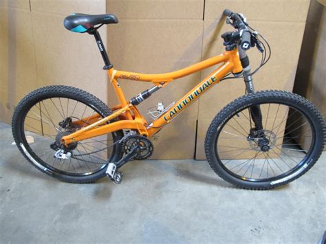 Cannondale Lefty Full Suspension Mountain Bike | Property Room