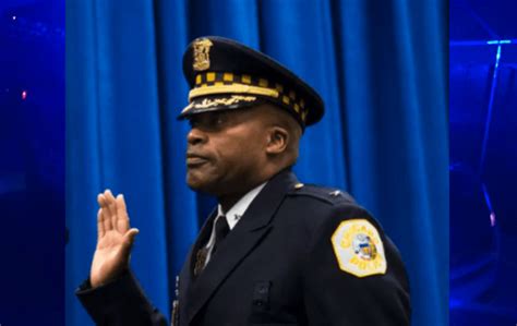 Newly promoted Chicago Police Department deputy chief dies of apparent ...