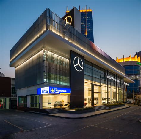 Mercedes Benz Lumpini Showroom - dwp