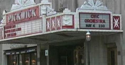 Pickwick Theatre owners may soon announce new operator - CBS Chicago