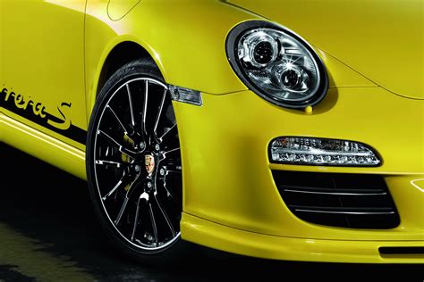 Porsche Offers New Accessories Including Awesome Fuchs Rims for 911 | Carscoops