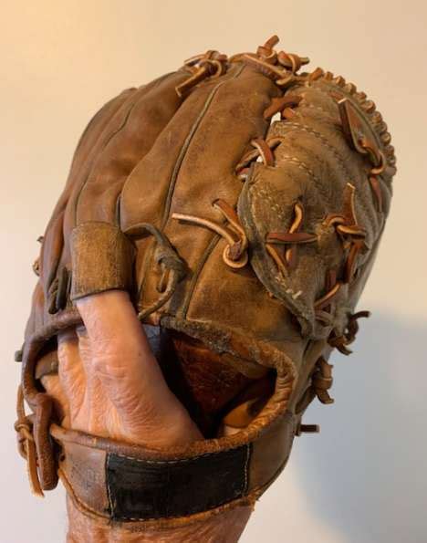 Wilson A2000 2 Back | A2000 & A2001 | Wilson | Baseball Glove Collector Gallery | Baseball Glove ...